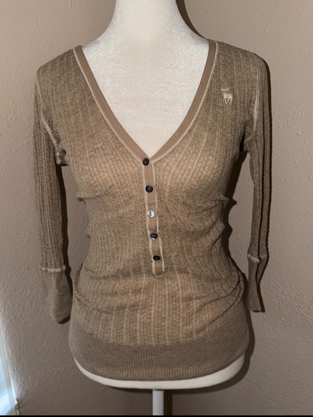 Vintage Y2K Abercrombie & Fitch 2000s Knit 3/4 Sleeve Henley Top
